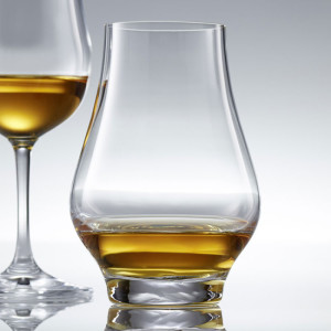 Nosing whisky 120
